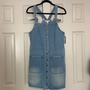 BRAND NEWButton up denim Billabong dress with tags